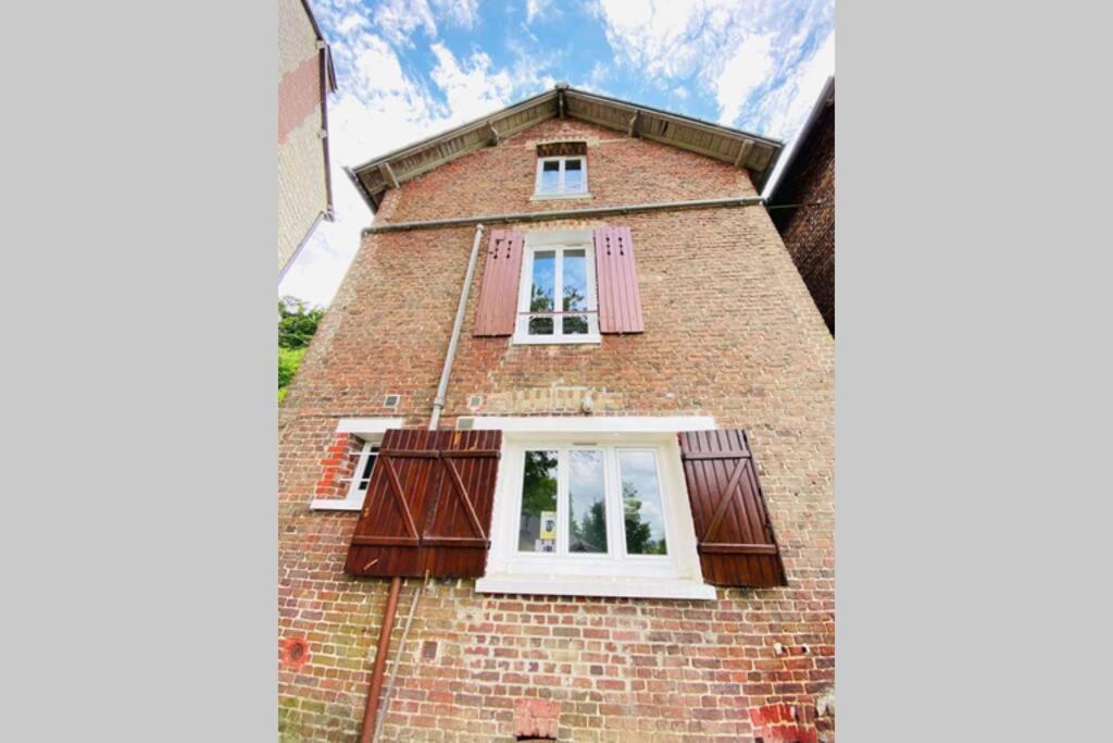 Appartement Rez-De-Chaussee Laon Exteriör bild